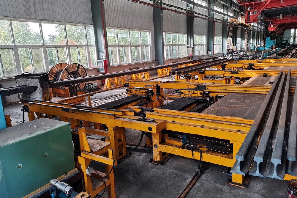 道岔熱處理產線